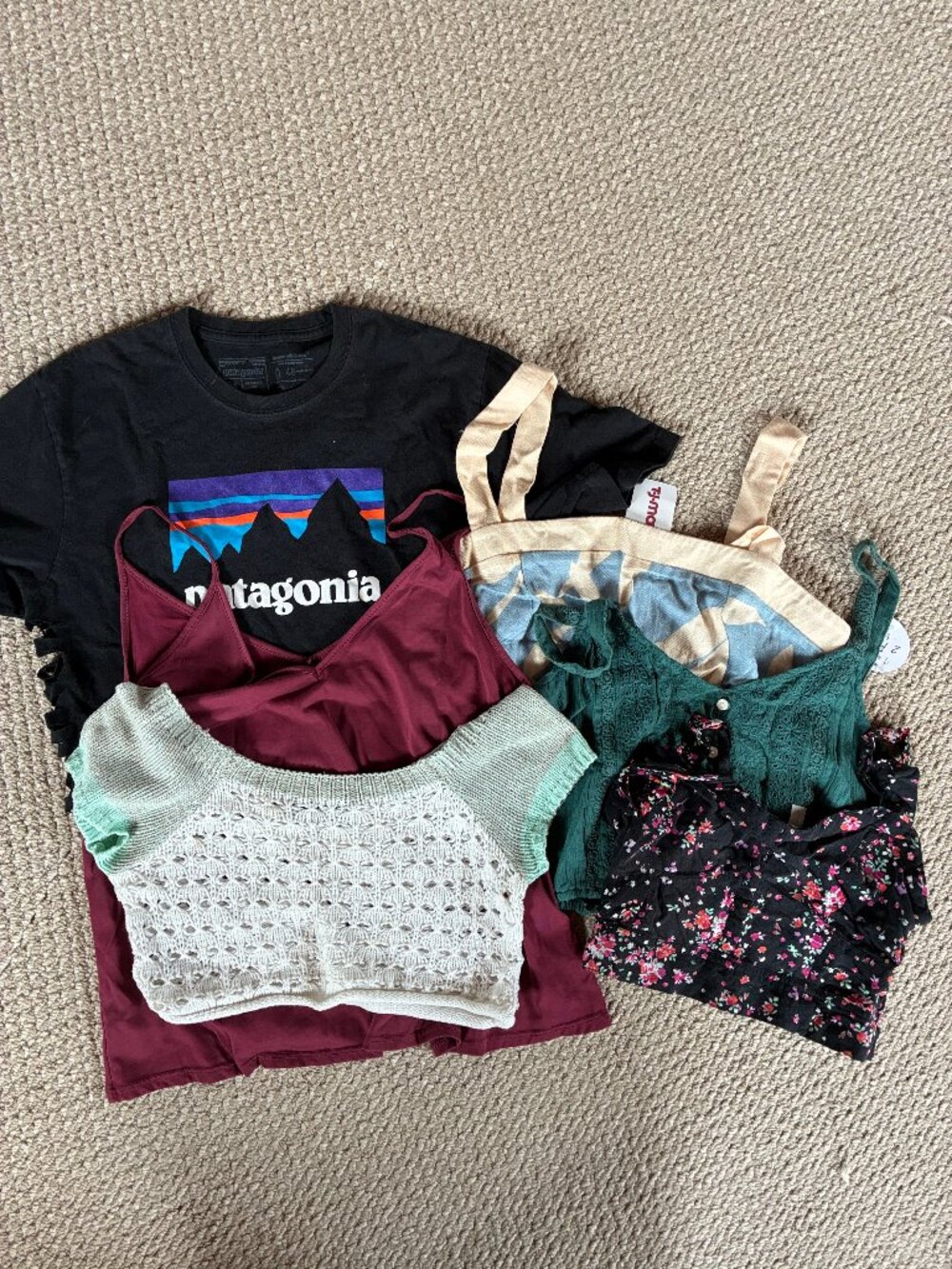 6 piece crop top tank bundle